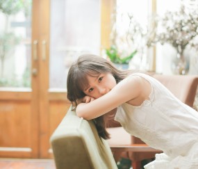 怀孕初期肚脐下面疼痛怎么回事啊（怀孕初期肚脐下面小腹疼）