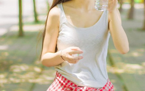 怀孕初期胃难受爱放屁是怎么回事（孕早期胃不舒服屁多）