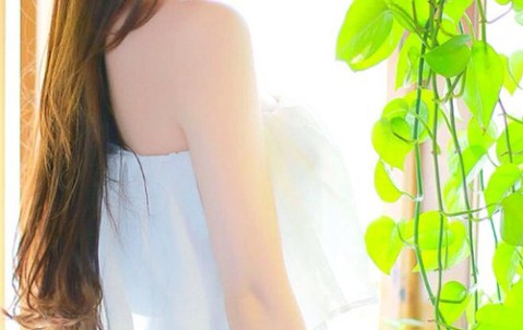 怀孕初期吃完后平躺觉得肚子很沉（怀孕初期吃了饭就躺下好吗）